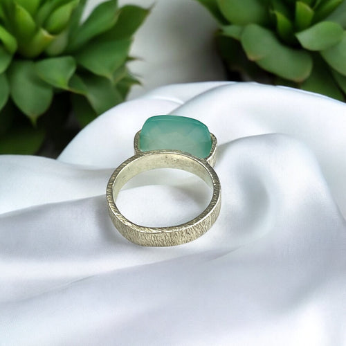 Edelstahlring mit Chalcedon – Allergikerfreundlich, Ringgröße 51, Eleganter Edelsteinring