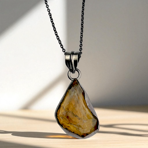 „Desert Glow“ Altsilber Kette aus Messing mit XL Citrin Rohstein Anhänger, 4x3 cm, 70 cm, hypoallergen & für Allergiker geeignet
