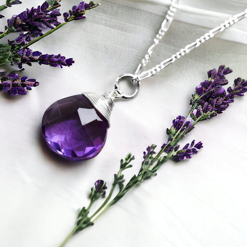 Exquisites 925 Sterling Silber Schmuckset mit Amethyst Edelstein: Halskette und Ohrringe - K925-141