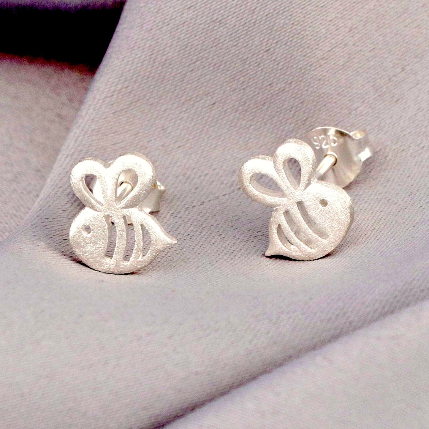 Pszczoła Mini Stadniny Kolczyki - 925 Sterling Silver Earrings - Stabina Creativity Symbol Biżuteria - EAR925-90