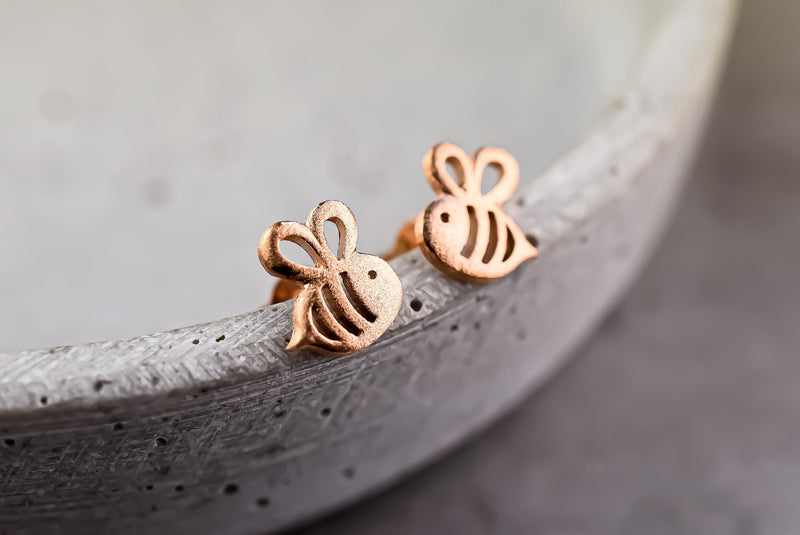 Pszczoła Mini Stud Kolczyki - 925 Sterling Rosegold Pozłacane kolczyki - EAR925-40