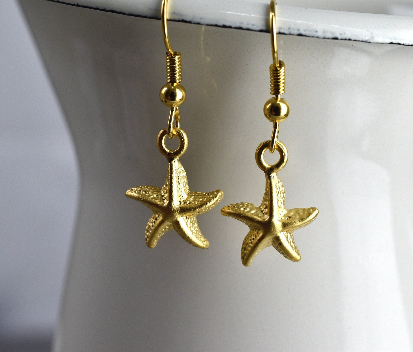 Rozgwiazdy Złote kolczyki - Pozłacane eleganckie kolczyki morskie - Vinohr-82